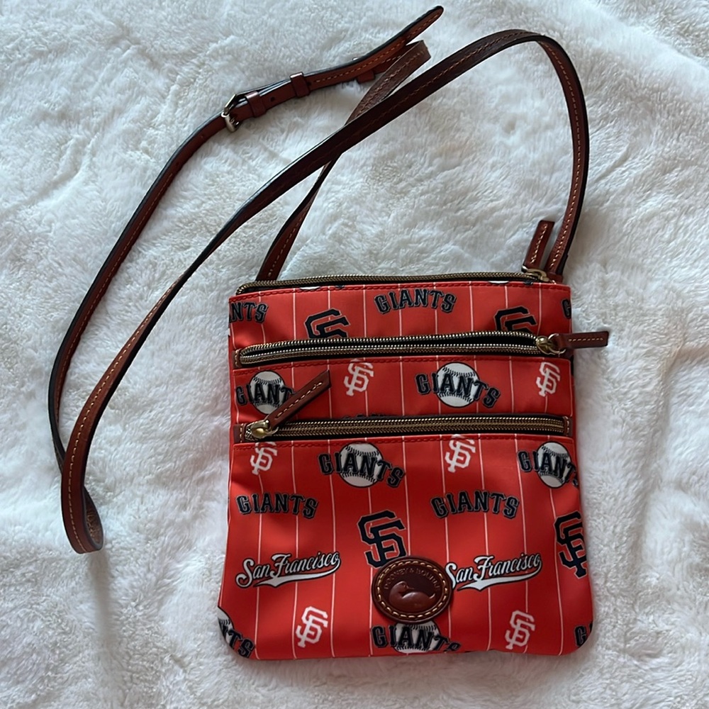 SF Giants Dooney & Bourke crossbody